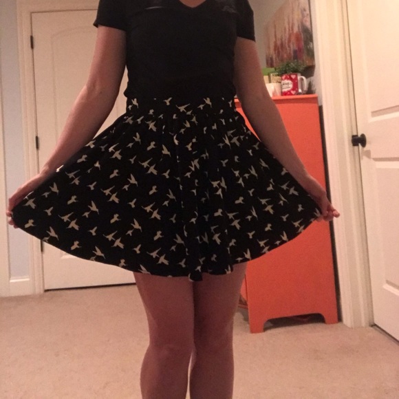 Just cleaning out my closet! - Picture 3 of 3